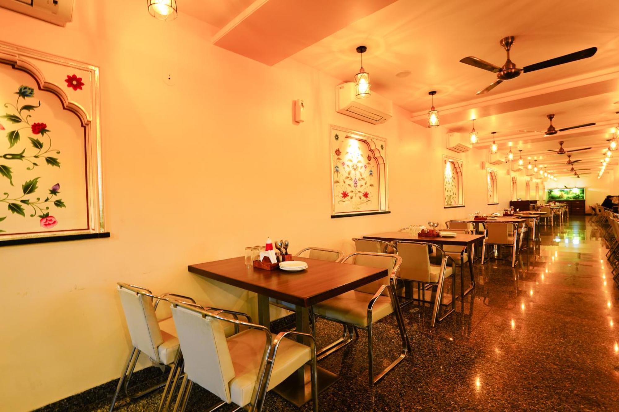 Hotel Cheelgadi Divisione di Divisione di Jaipur Esterno foto