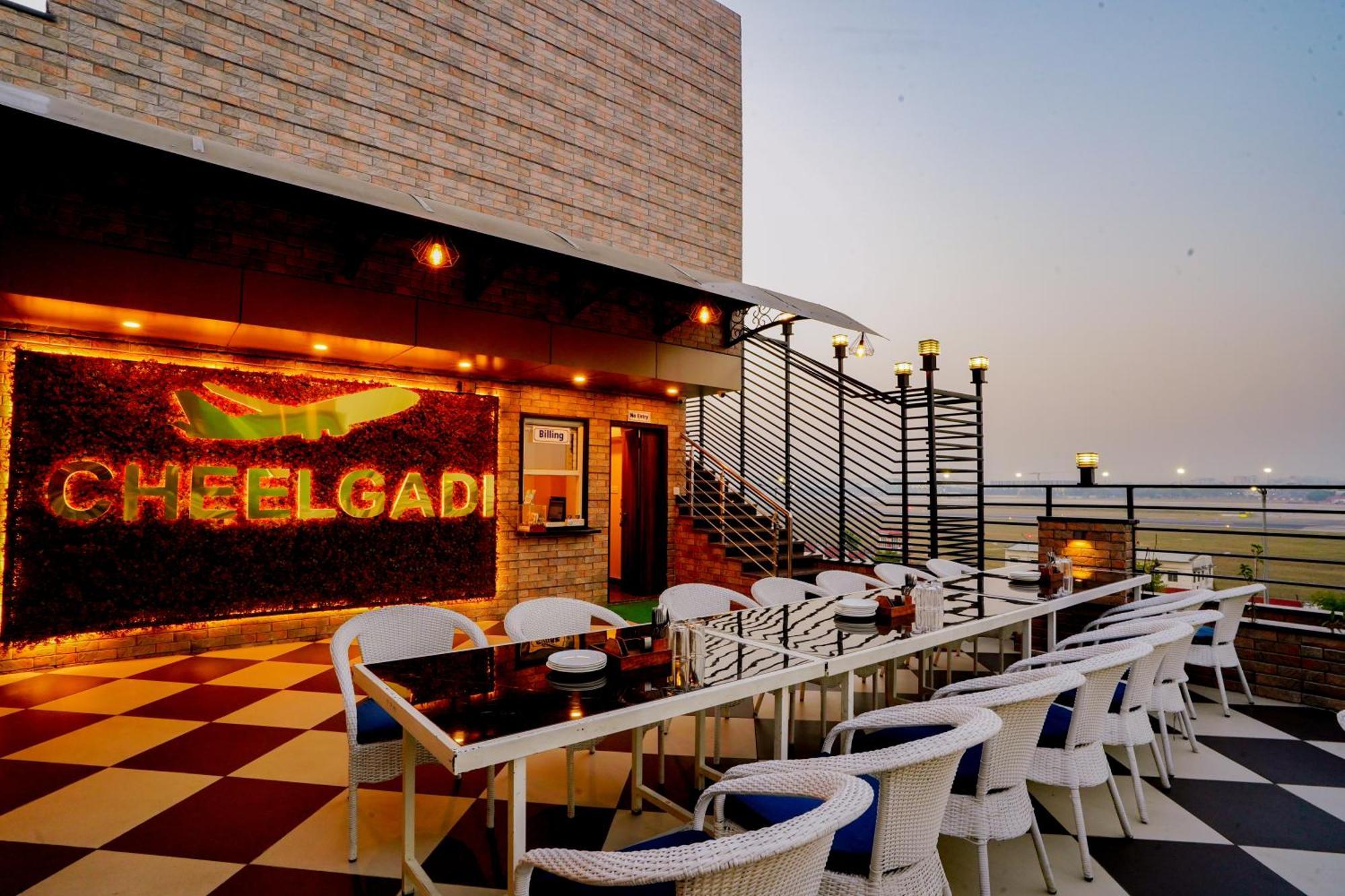 Hotel Cheelgadi Divisione di Divisione di Jaipur Esterno foto
