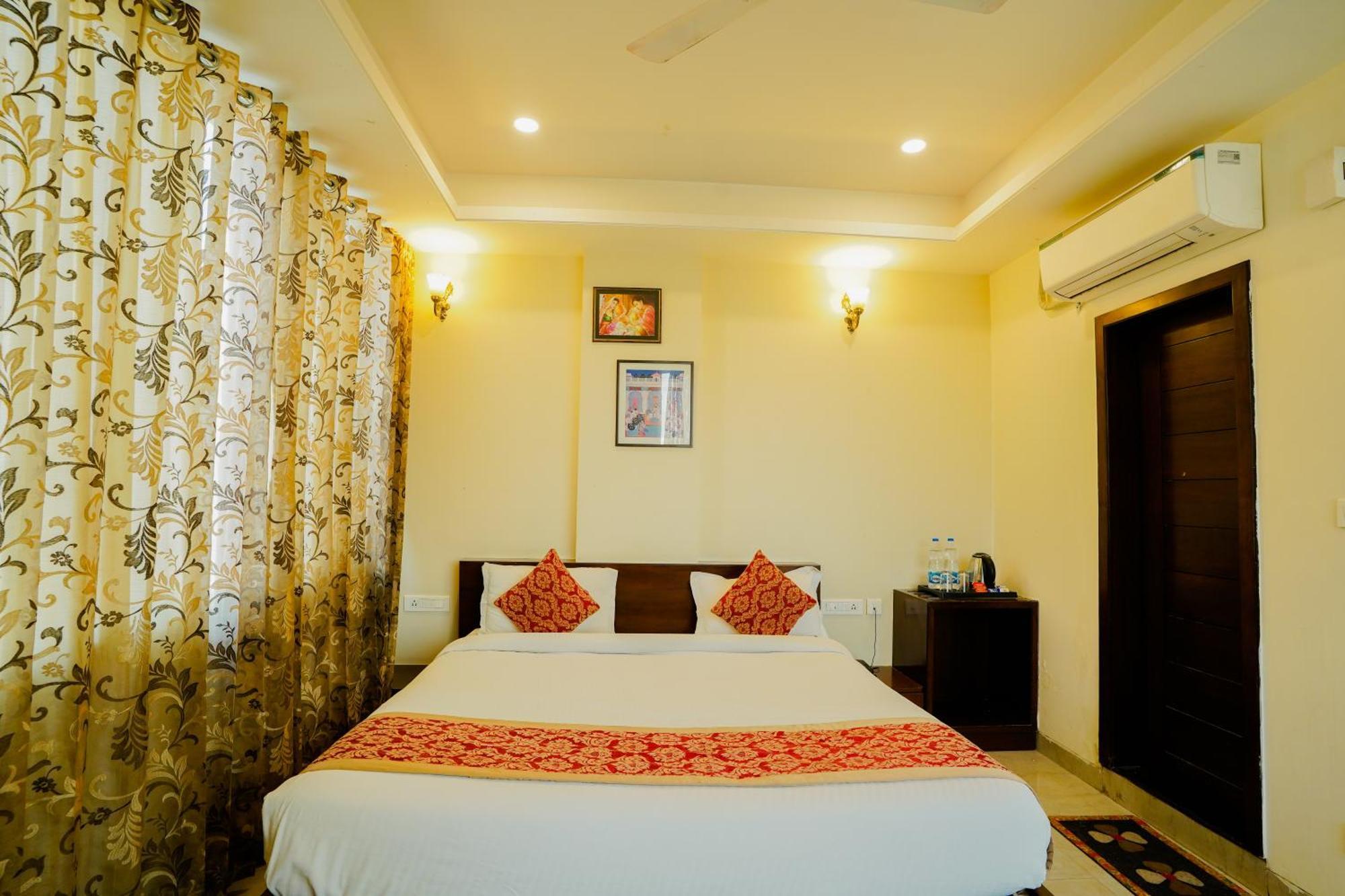 Hotel Cheelgadi Divisione di Divisione di Jaipur Esterno foto